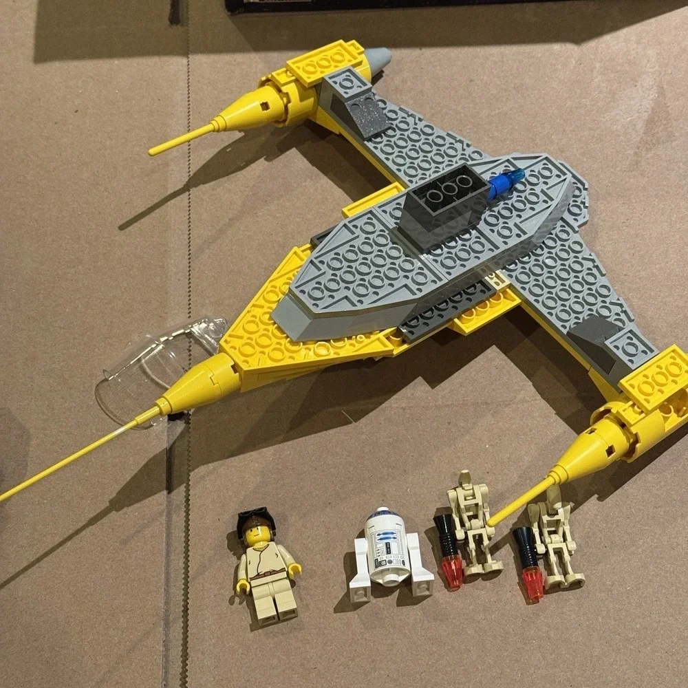 LEGO Star Wars: Naboo Fighter (7141) rare set complete in box W/ Manual & Figs
